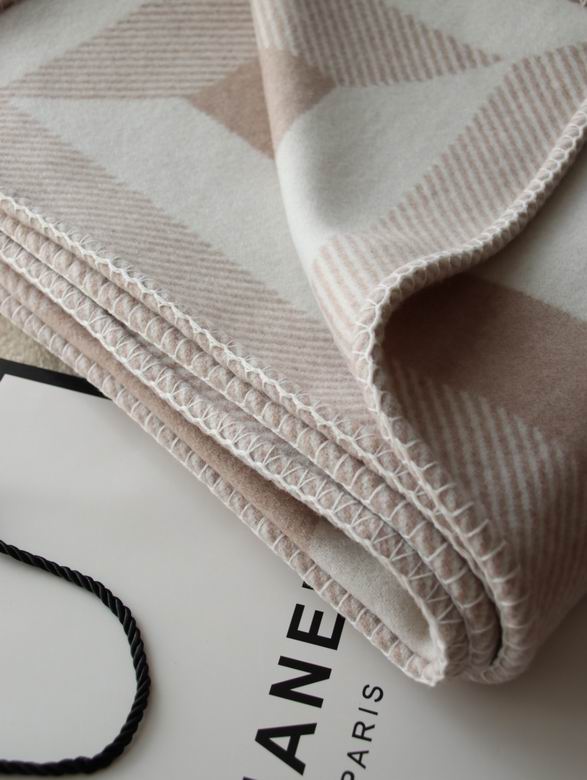 Chanel 140x190cm   (11)