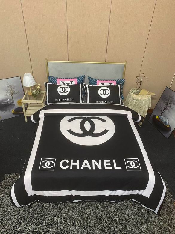 Chanel 2.0x2.3m   (1)