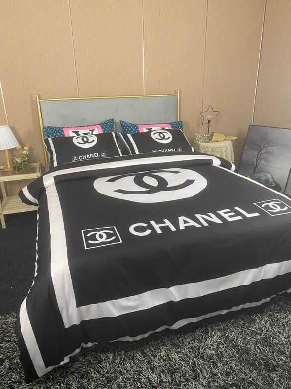 Chanel 2.0x2.3m   (2)
