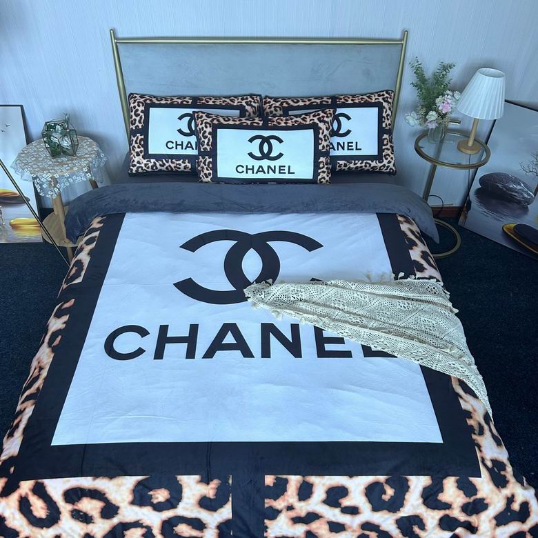 Chanel 2.0x2.3m    (2)