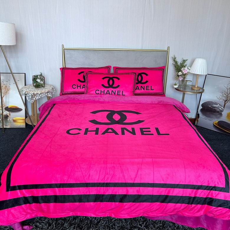 Chanel 2.0x2.3m    (3)
