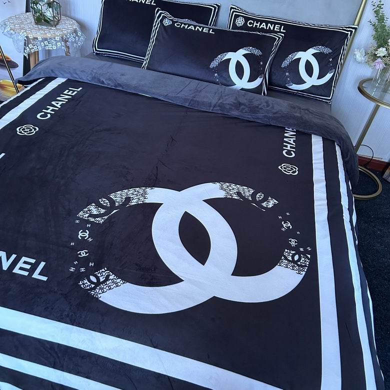 Chanel 2.0x2.3m    (4)