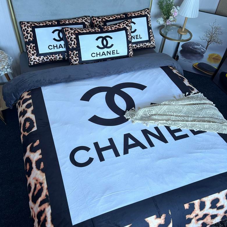 Chanel 2.0x2.3m    (6)