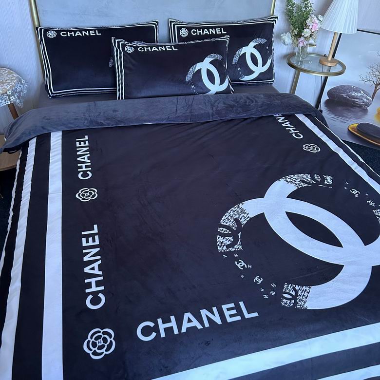 Chanel 2.0x2.3m    (6)