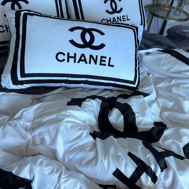 Chanel 2.0x2.3m    (8)