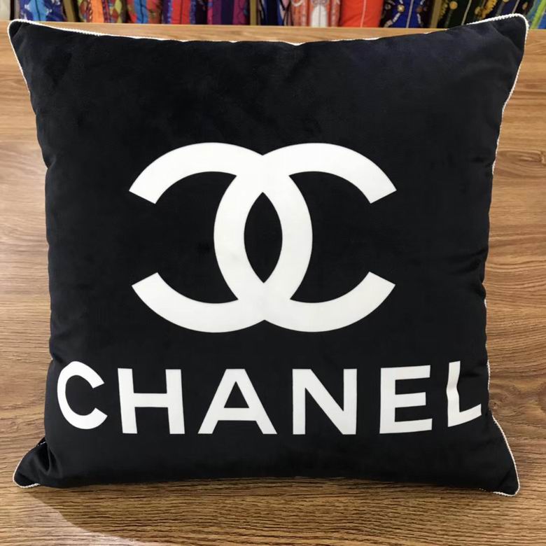 Chanel 45x45cm (19)