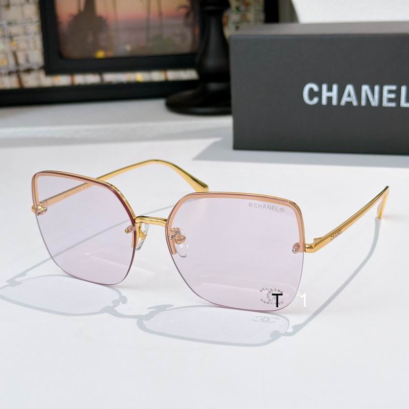 Chanel 5492 62 16-145 a05