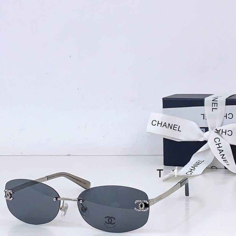 Chanel A71559 62 16-145 b02