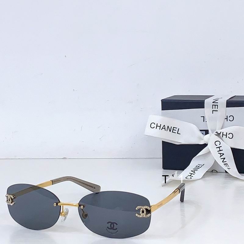 Chanel A71559 62 16-145 b08