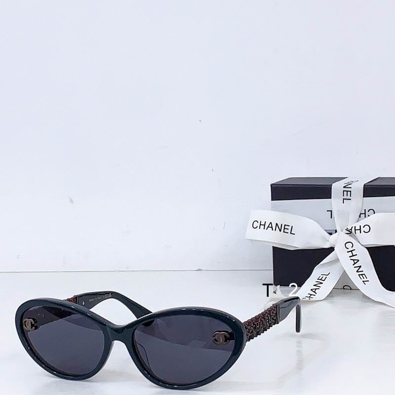 Chanel CH1900 61 17-145 b05