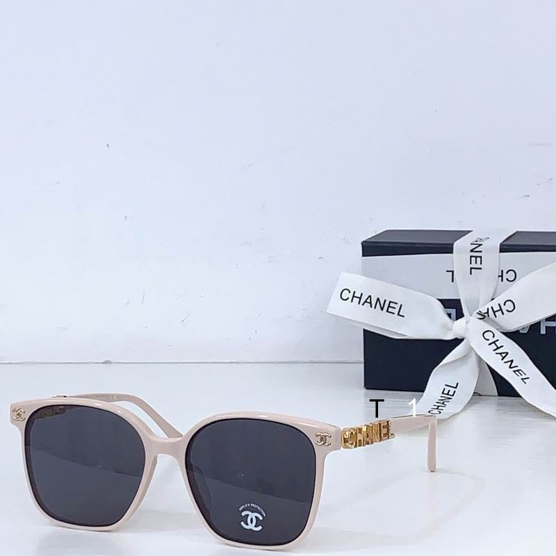Chanel CH680 56 18-145 b12