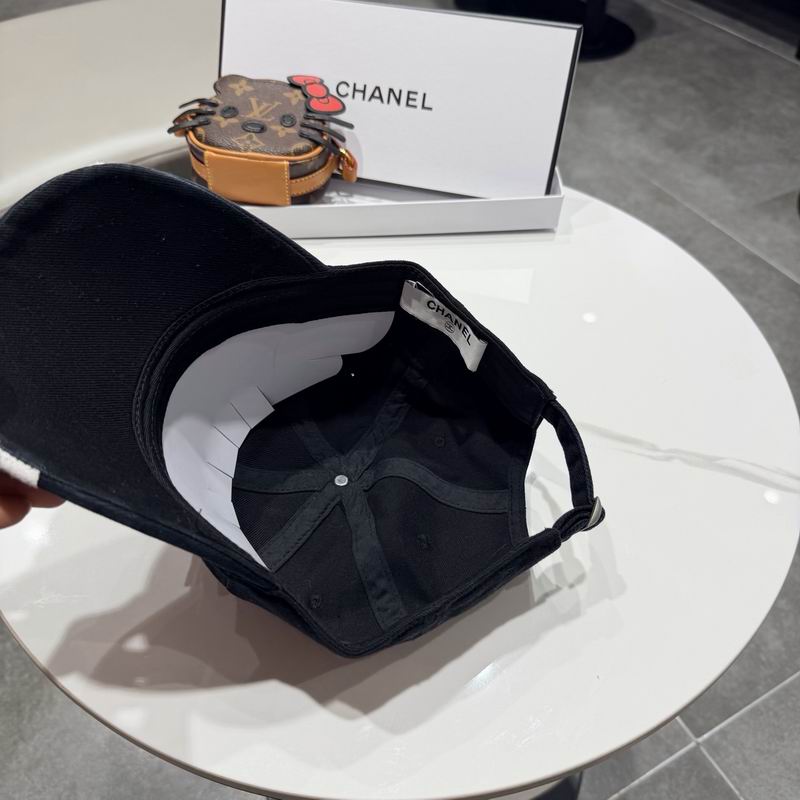 Chanel Cap (2739)