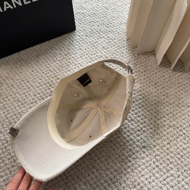 Chanel Cap (4005)