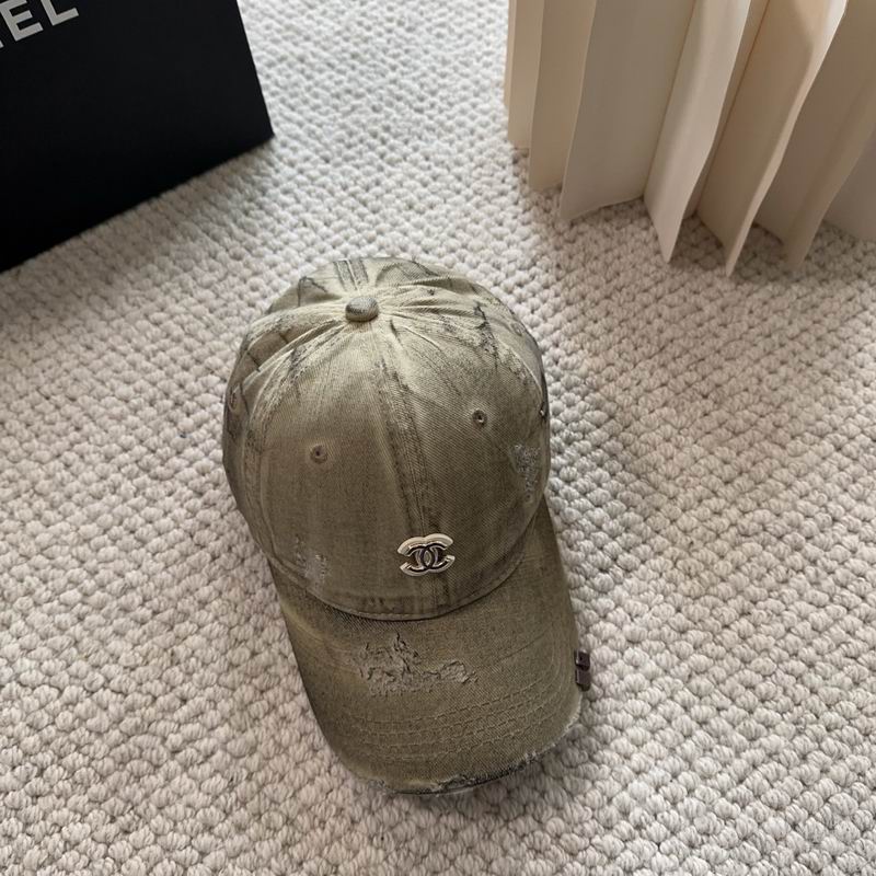 Chanel Cap (4018)