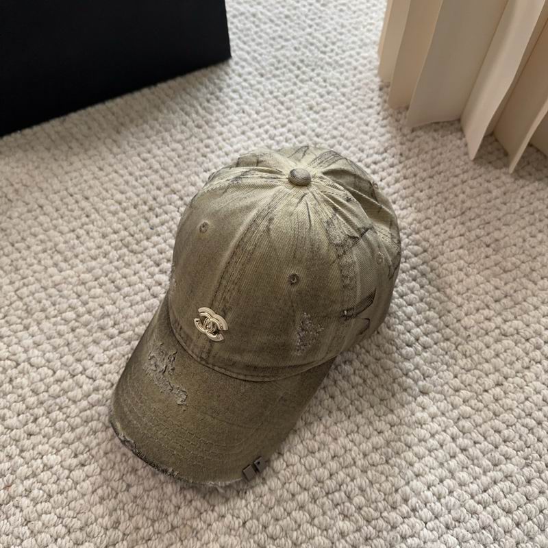 Chanel Cap (4019)