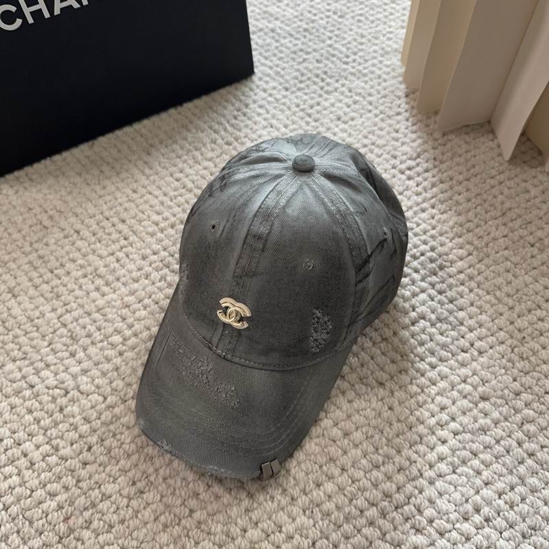 Chanel Cap (4037)