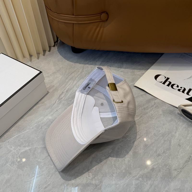 Chanel Cap (5239)