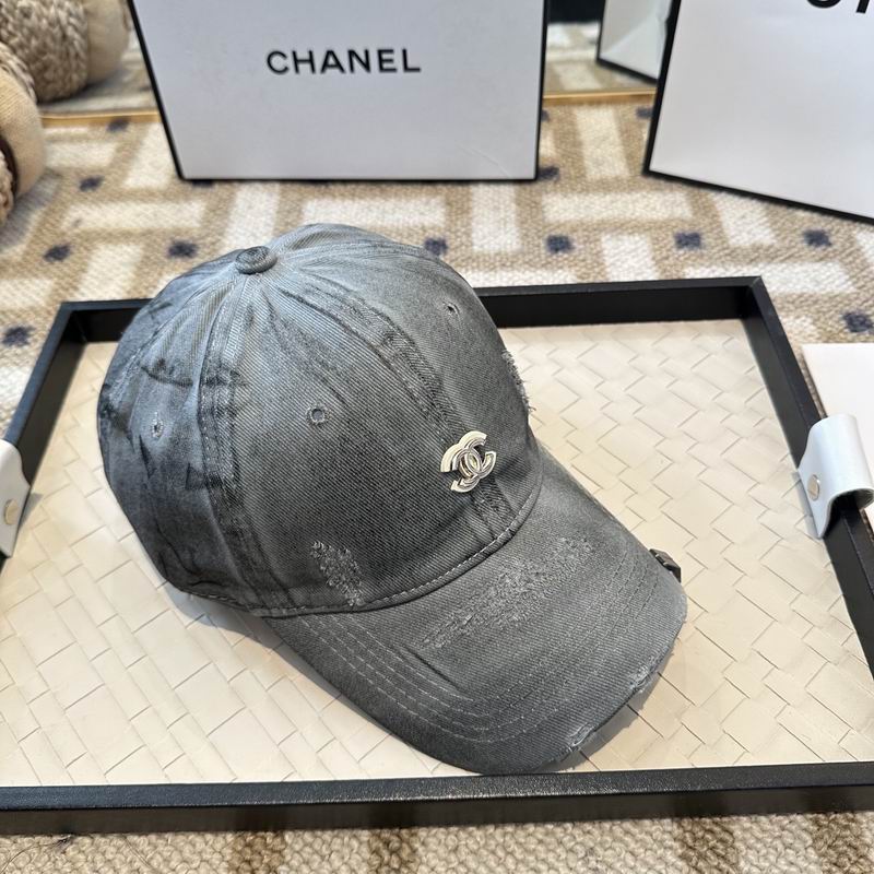 Chanel Cap (6942)
