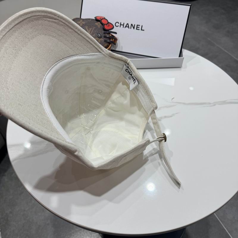 Chanel Cap (8352)
