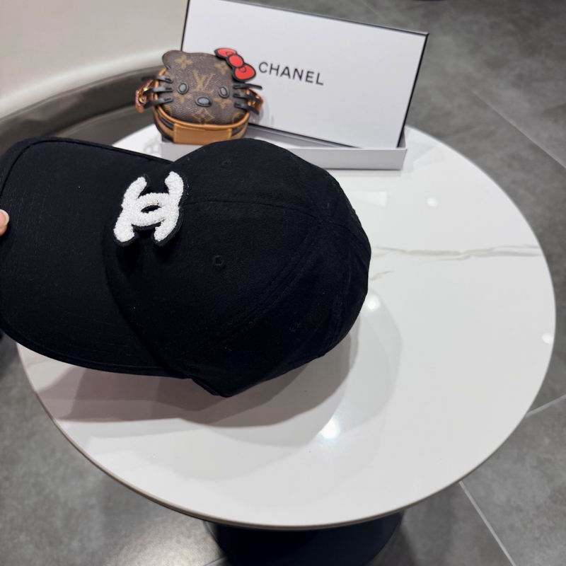 Chanel Cap (8372)