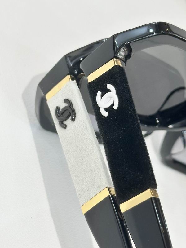 Chanel Glasses smr (1894)