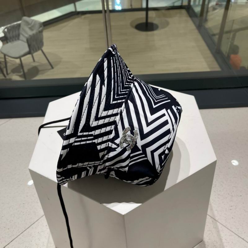 Chanel Hat (646)
