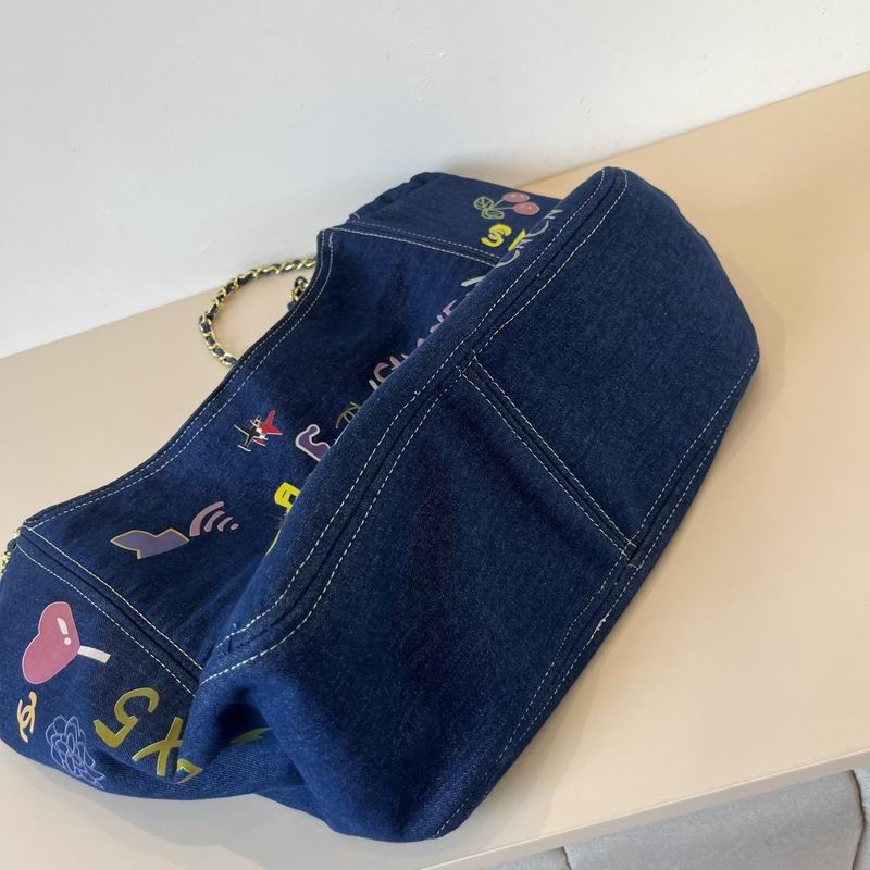 Chanel beach bag dx (667)