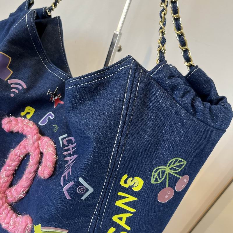 Chanel beach bag dx (670)