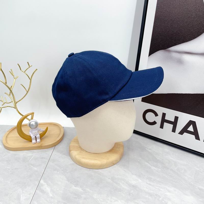 Chanel cap dx (3907)