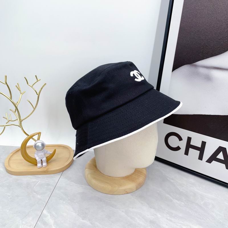 Chanel hat dx (689)