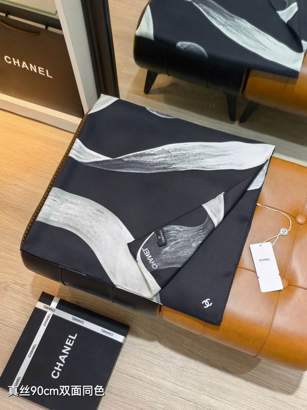Chanel silk Scarf 90X90cm E23 (16)