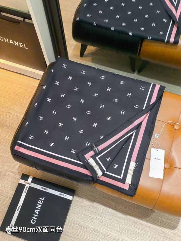 Chanel silk Scarf 90X90cm E32 (17)