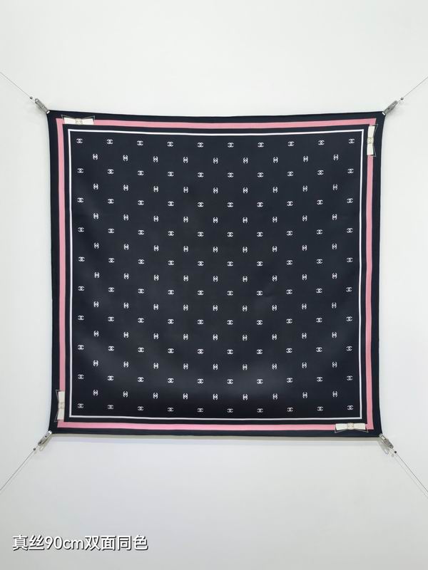 Chanel silk Scarf 90X90cm E32 (18)