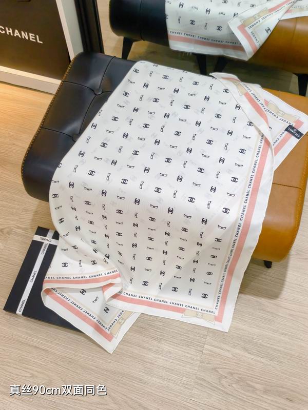 Chanel silk Scarf 90X90cm E32 (7)