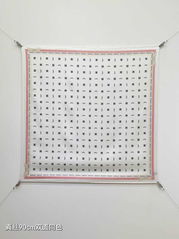 Chanel silk Scarf 90X90cm E32 (9)
