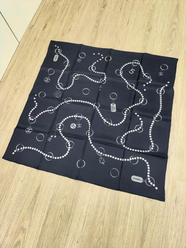 Chanel silk Scarf E (11)