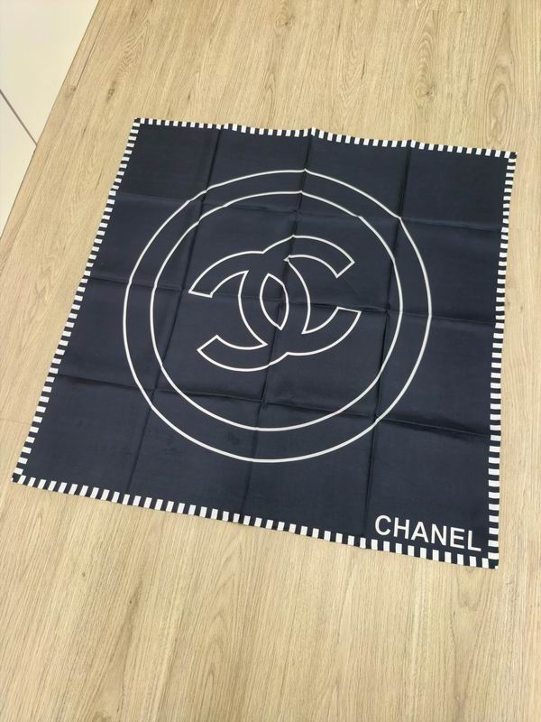 Chanel silk Scarf E (4)