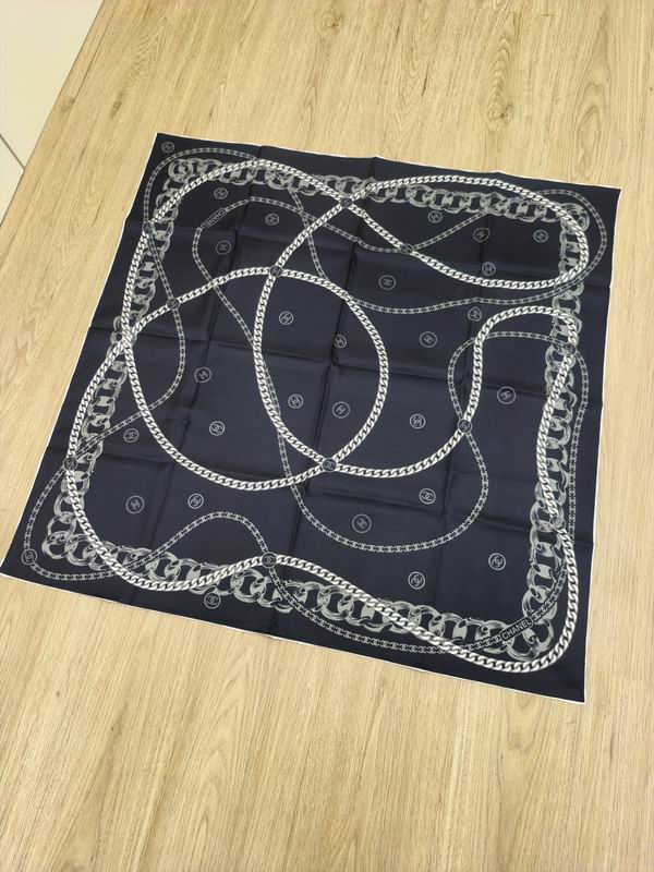 Chanel silk Scarf E (5)