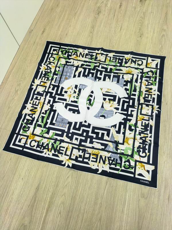 Chanel silk Scarf E (7)