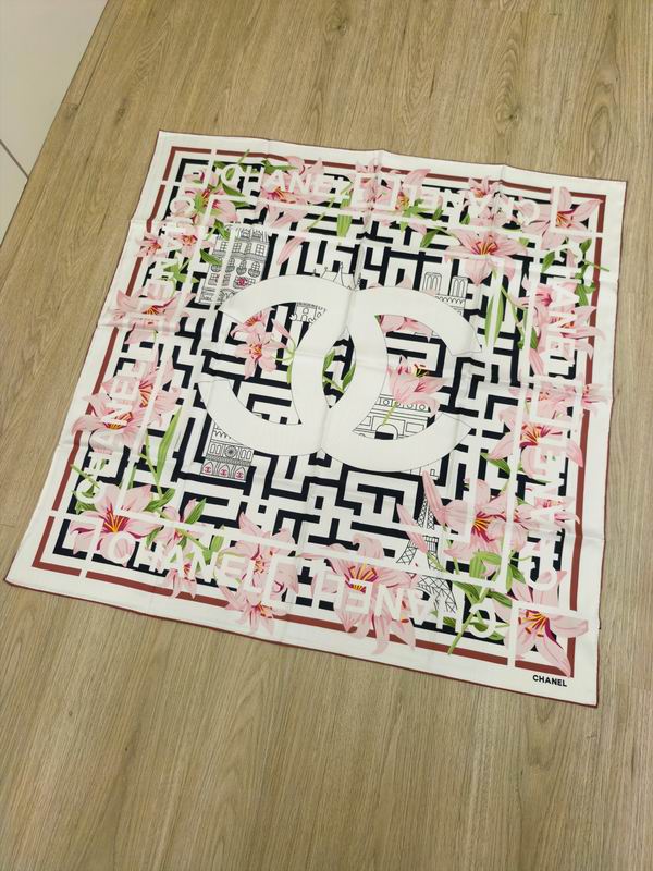 Chanel silk Scarf E (8)