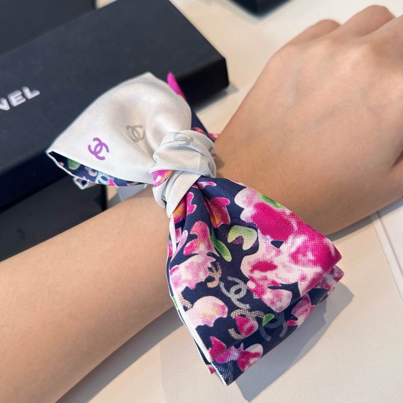 Chanel silk ribbon 120X6cm E 04 (31)