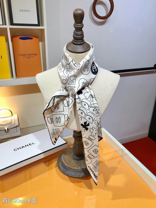 Chanel silk scarf 90X90cm E01 (11)