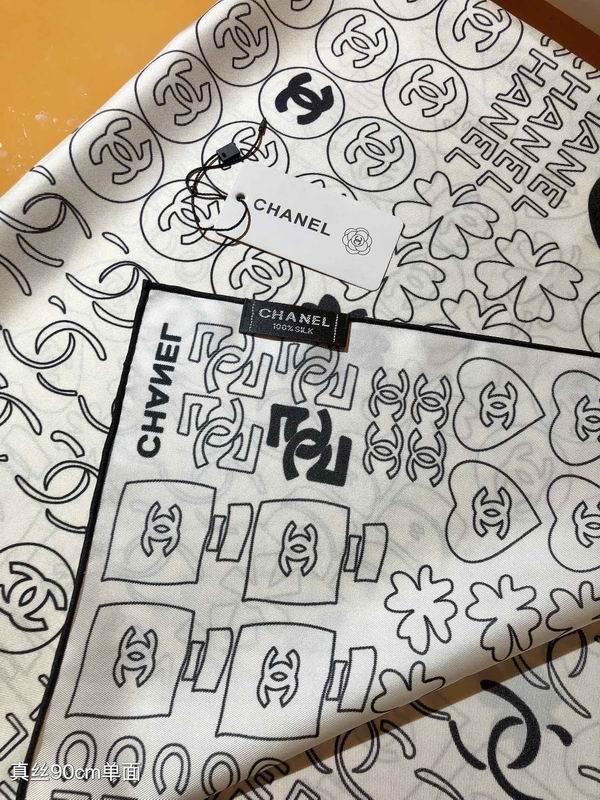 Chanel silk scarf 90X90cm E01 (14)