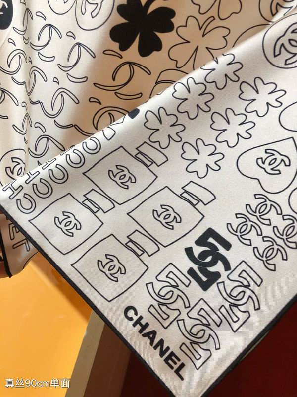 Chanel silk scarf 90X90cm E01 (16)