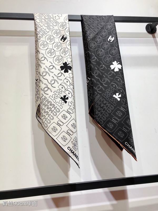 Chanel silk scarf 90X90cm E01 (18)