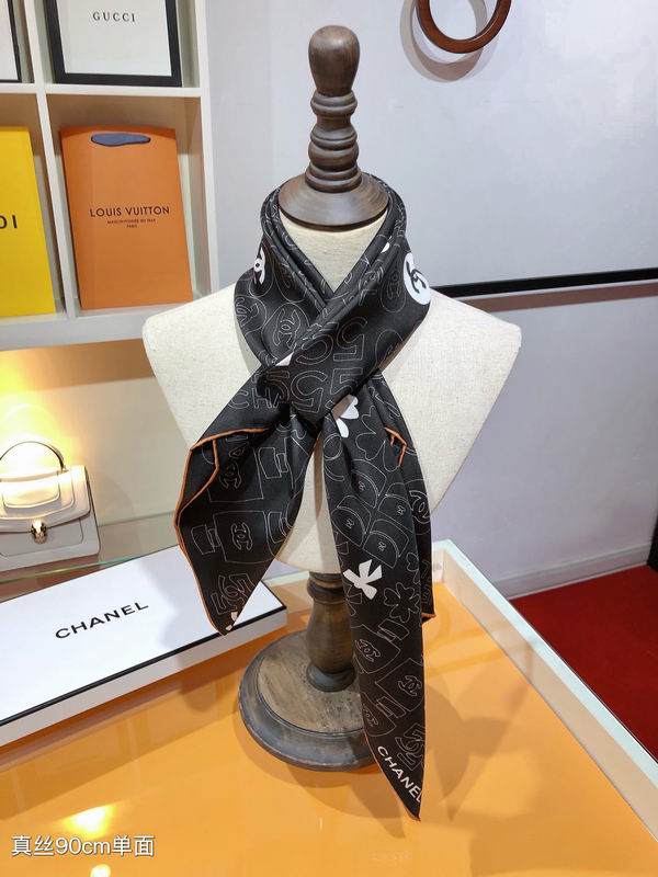 Chanel silk scarf 90X90cm E01 (2)