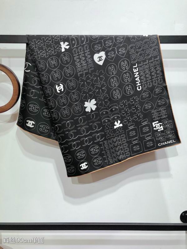 Chanel silk scarf 90X90cm E01 (3)