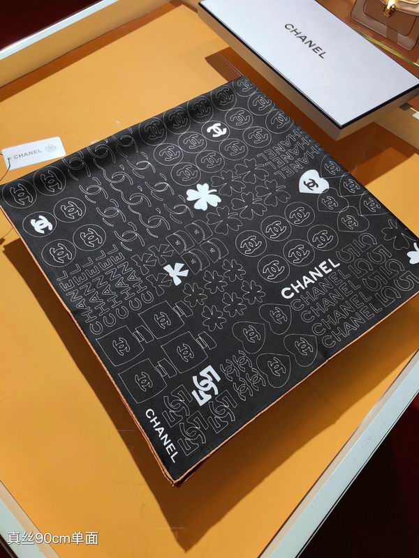 Chanel silk scarf 90X90cm E01 (6)