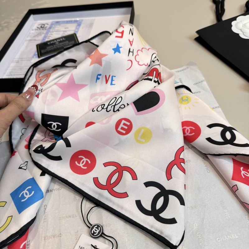 Chanel silk scarf 90X90cm E03 (21)