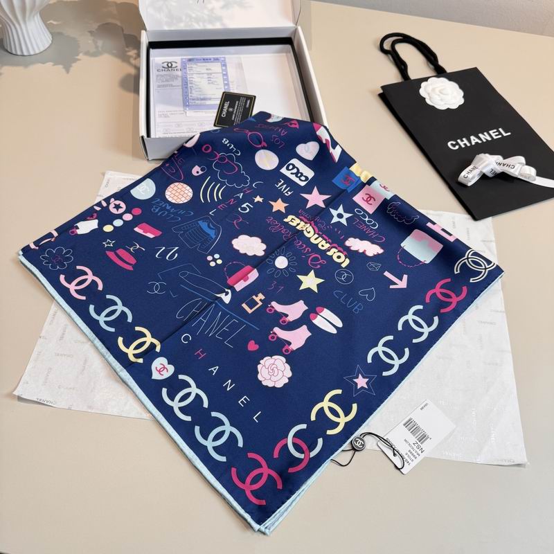 Chanel silk scarf 90X90cm E03 (8)